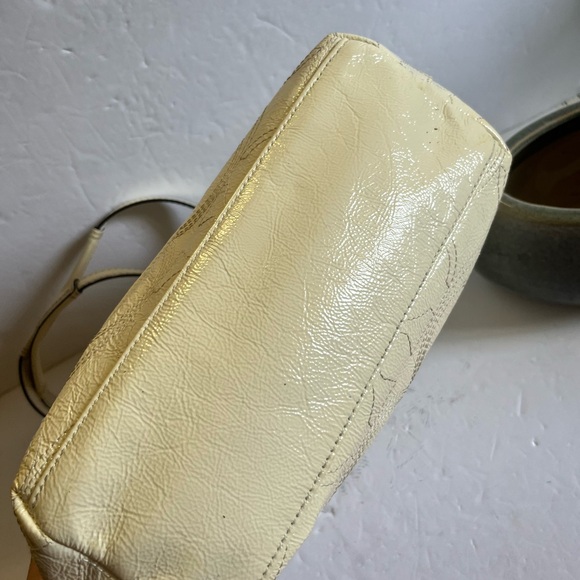 COACH Signature C patent leather tote - Picture 6 of 11